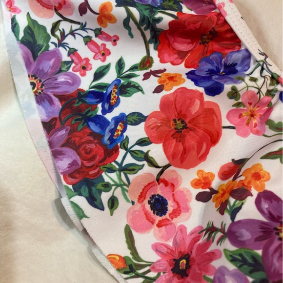 NEW H&M Nathalie Lete Girls Floral Swim Top Size 10-12 youth - Picture 7 of 8